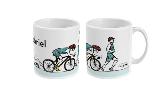 a couple of mugs that are sitting on a table
