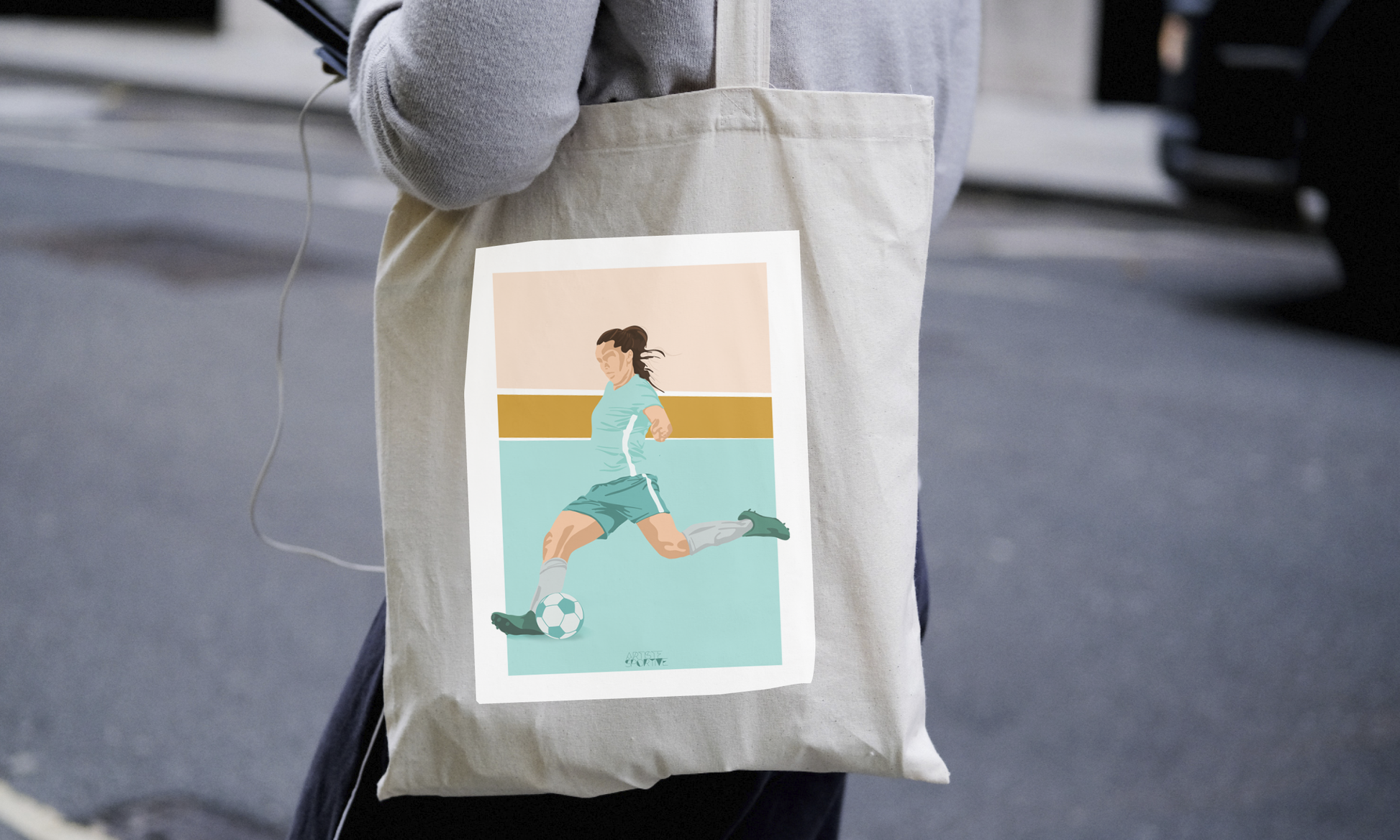 Footballeuse, tasse footballeuse, cadeau footballeuse, cadeau anniversaire footballeuse, cadeau noel footballeuse, cadeau coach football, tote bag football, sac football, sac footballeuse pas cher